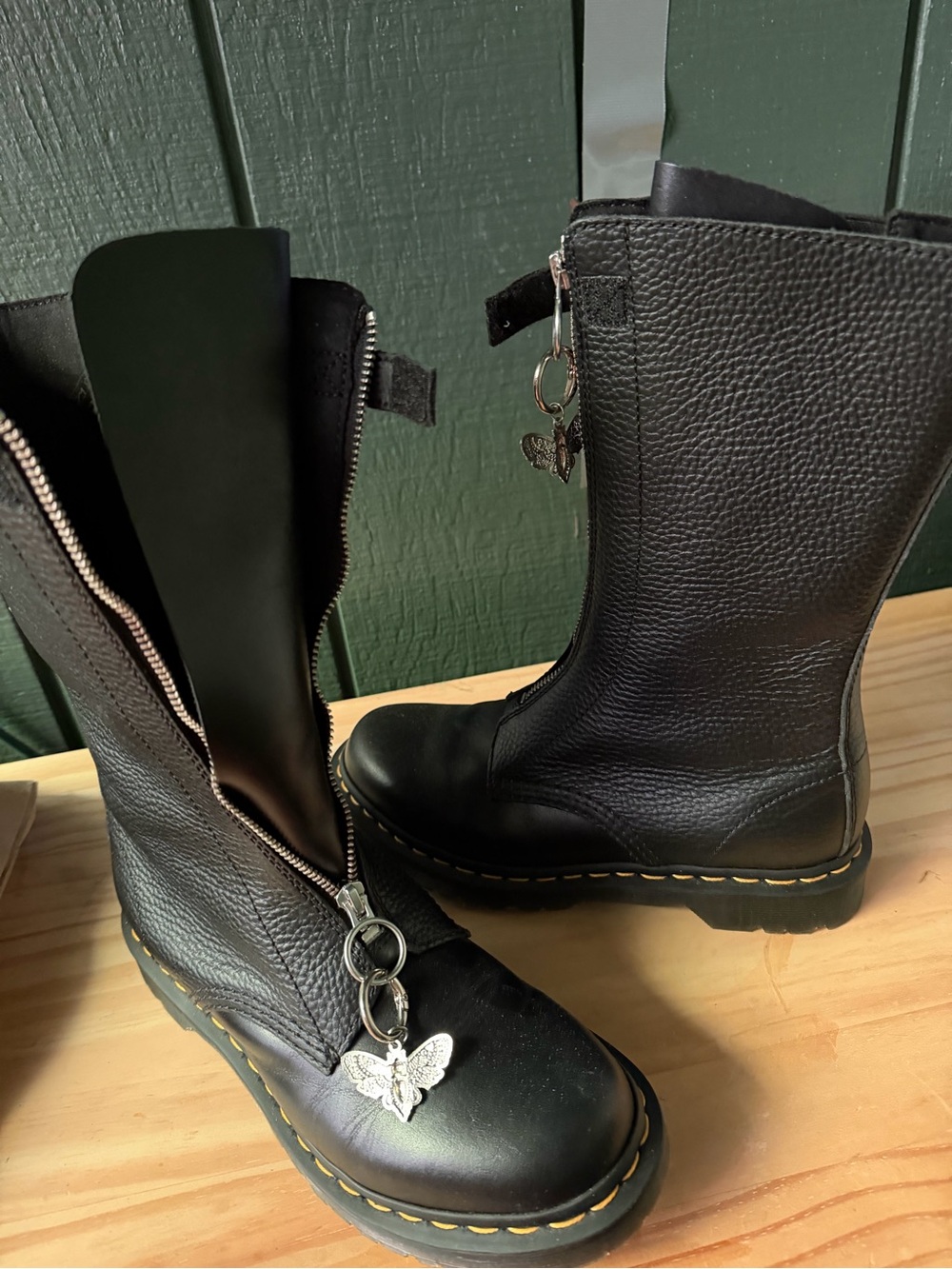 Dr Martens Black Women's Front-Zip Boots - Picture 2 of 4